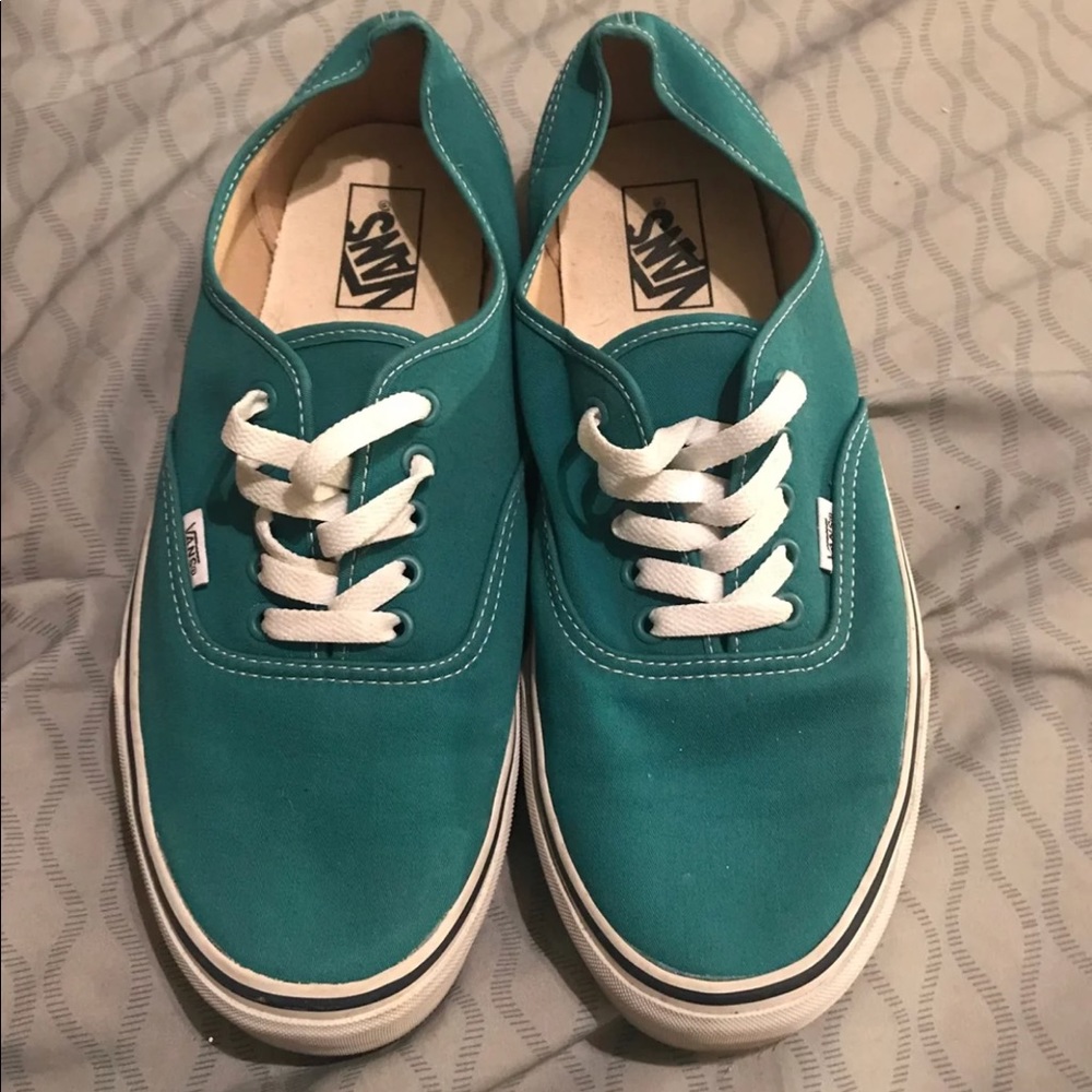 Vans size 12 women’s 10.5 men’s